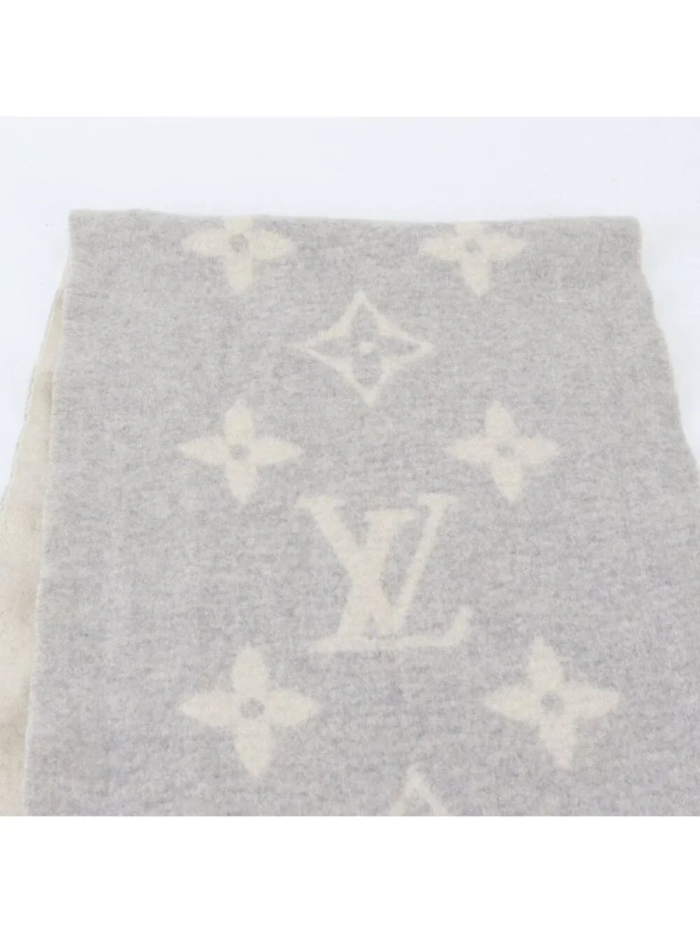 Louis Vuitton Tag Echarpe Reykjavik Cashmere 100% Monogram Scarf Gray